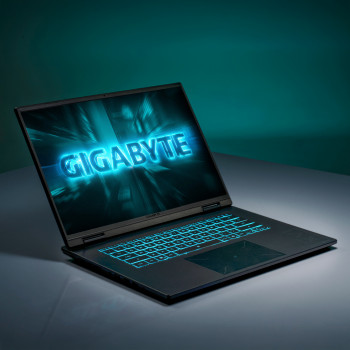 GIGABYTE GAMING A16 CWH Ordinateur Portable Gaming - 16,0“, 165Hz WQXGA, Core i7-13620H, NVIDIA RTX 5070, 16Go DDR5 5200MHz,