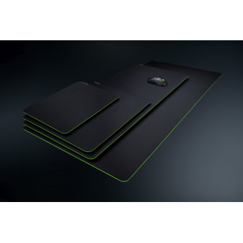 Razer Gigantus V2 - 3XL Tapis de souris de jeu Noir, Vert