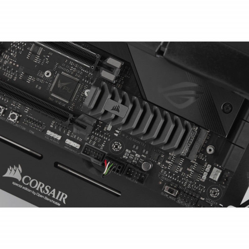 Corsair MP600 PRO XT 1 To M.2 PCI Express 4.0 NVMe 3D TLC NAND