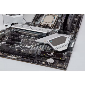 Corsair MP600 CORE XT 4 To M.2 PCI Express 4.0 NVMe QLC 3D NAND