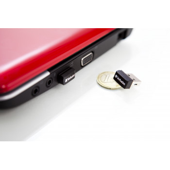 Verbatim Clé NANO USB Store 'n' Stay 32 Go