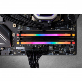 Corsair Vengeance Pro DDR4 RGB 32 Go (2 x 16 Go) 2666 Mhz CL16 – Noir