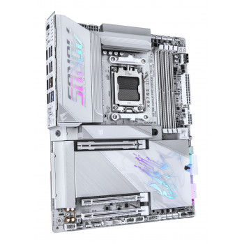GIGABYTE X870E A PRO X ICE 
